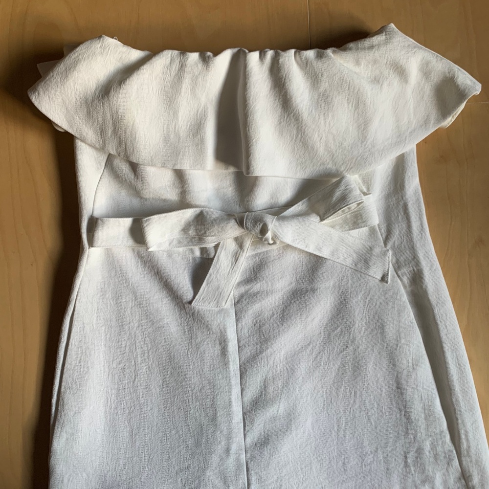 Aritzia Babaton Strapless White Jumpsuit - Picture 3 of 4